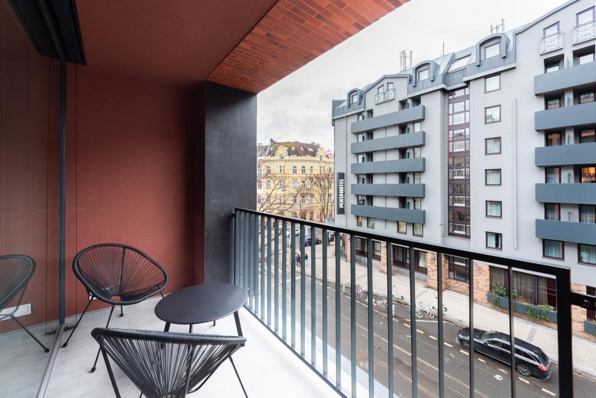 Jay Apartments Prag Exteriör bild