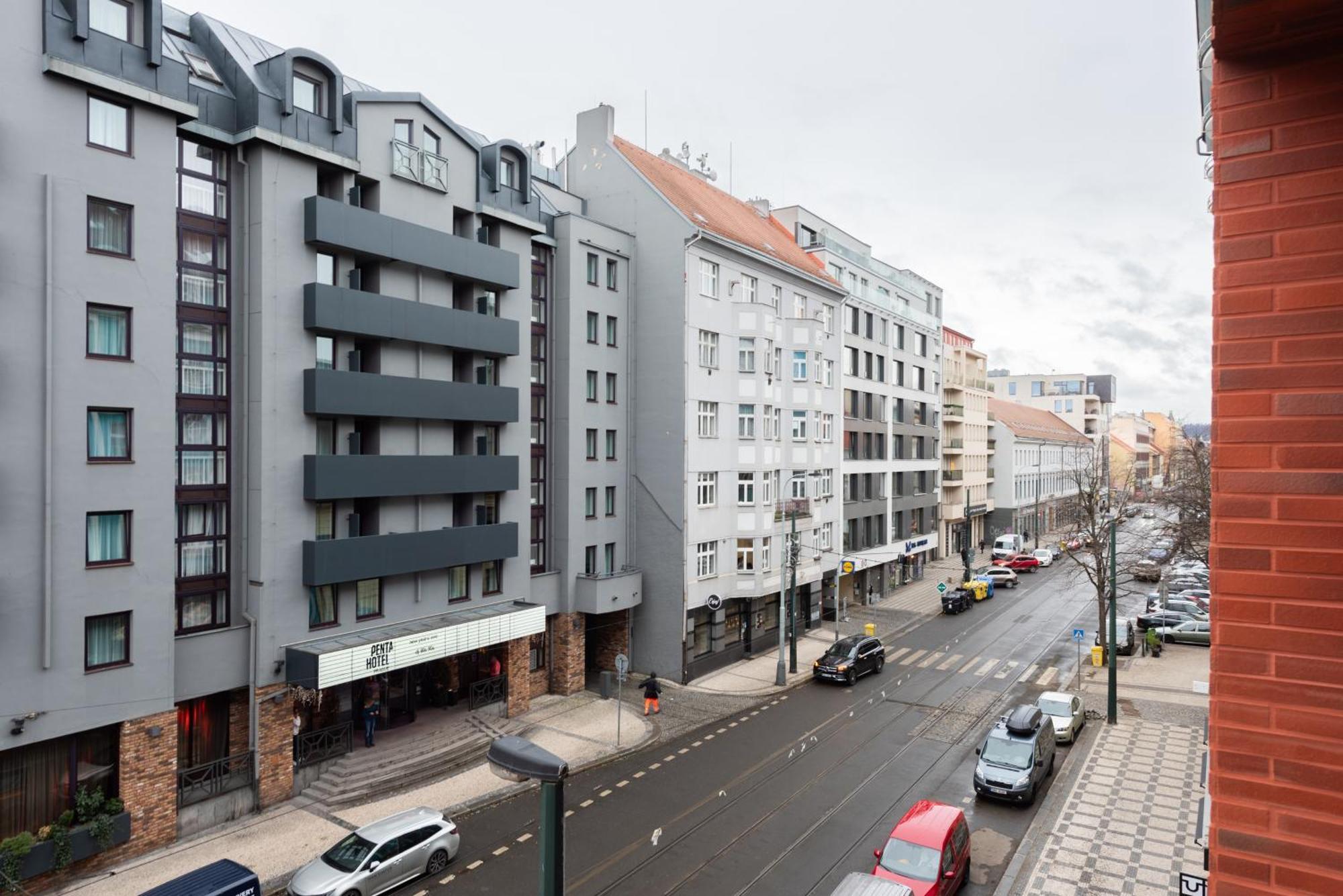Jay Apartments Prag Exteriör bild